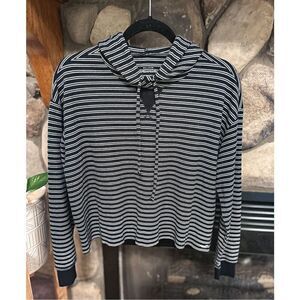 Hollister lightweight hoodie